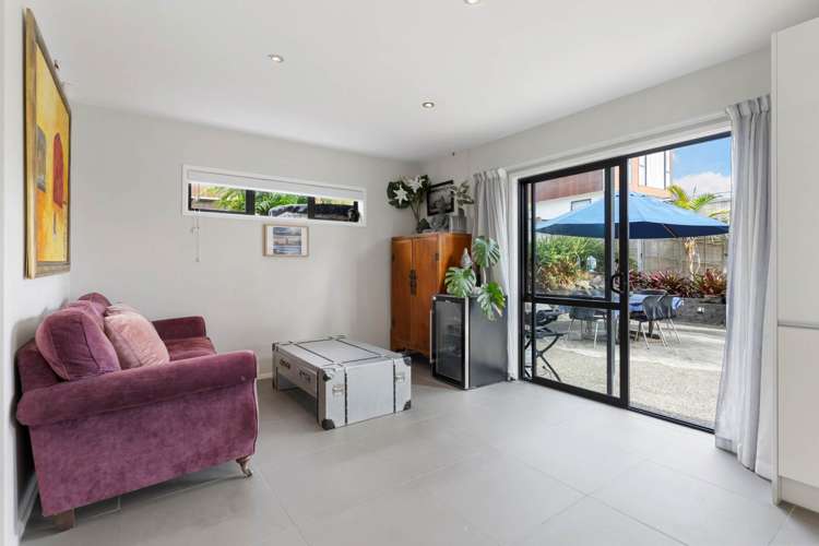 17 Burns Avenue Takapuna_11