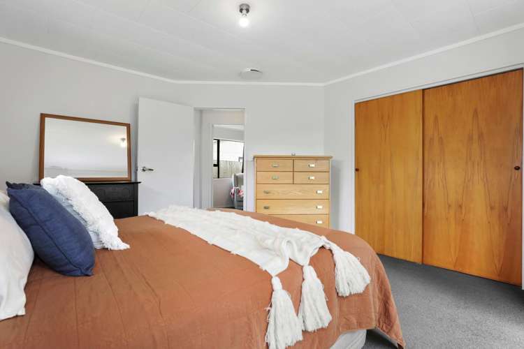 22 Westminster Drive Owhata_8