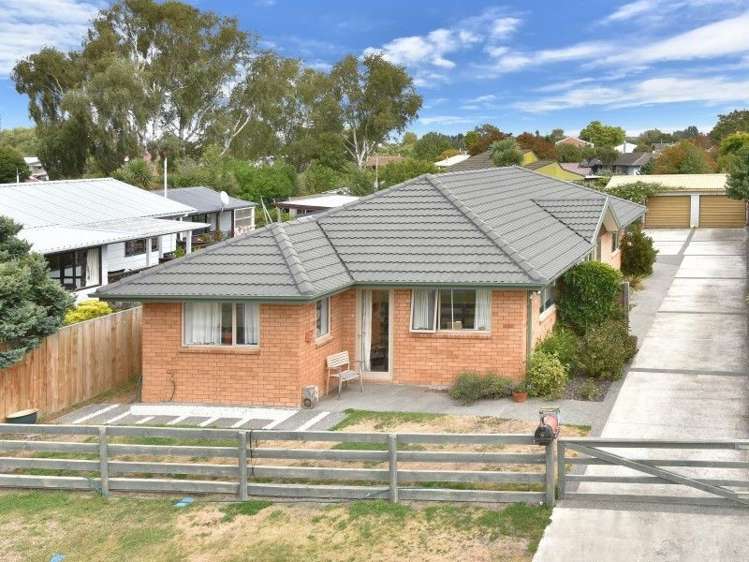 9 Collins Drive Waikuku Beach_12