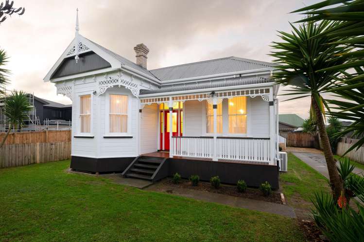 6 Johnson Street Dinsdale_31