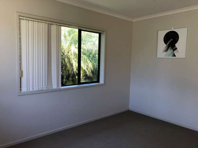 6 Clomell Drive Flat Bush_2