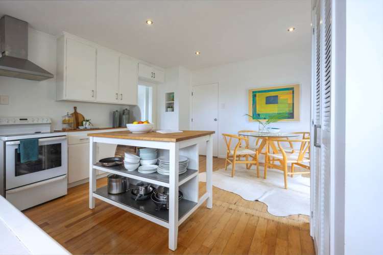 10 Ragley Street Titirangi_6