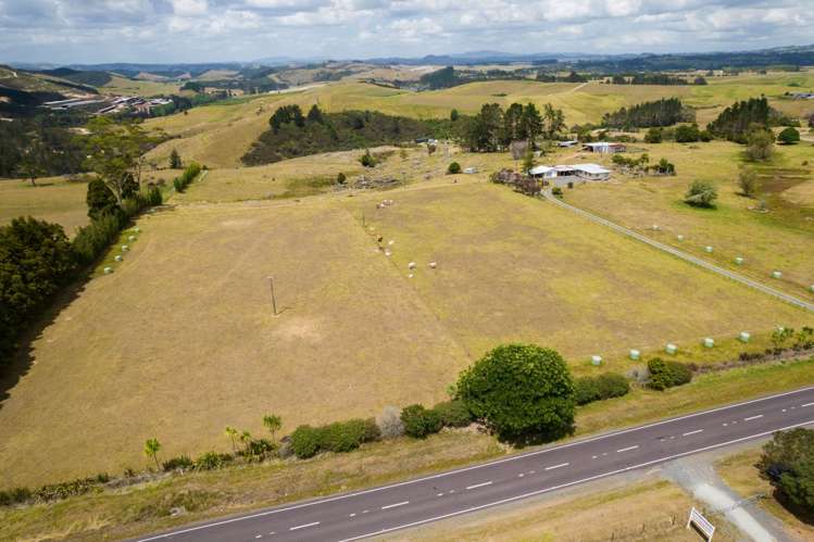 1 & 2/151 Wiroa Road Kerikeri_7