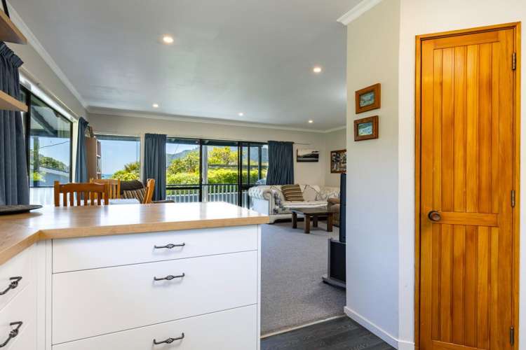 11 Okiwi Crescent Okiwi Bay_14