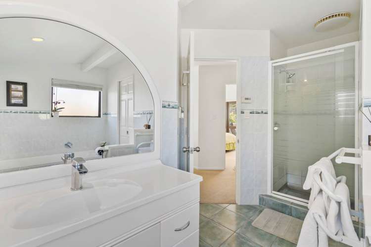 16 Dey Street Mangawhai Heads_16