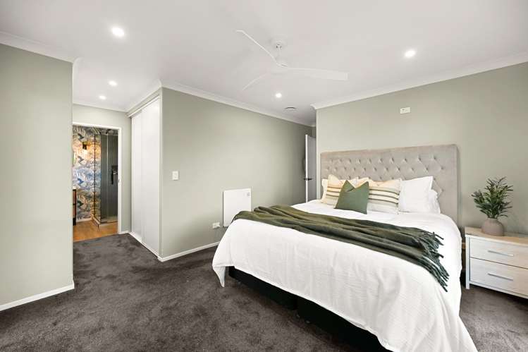 51 Wiltshire Drive Huntington_9