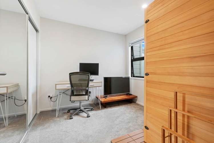 18 Routhmore Street Flat Bush_8