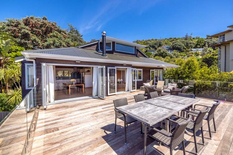 2 Seventh Avenue Onetangi_9