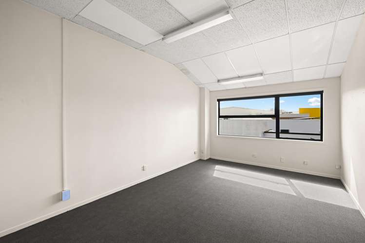 C and D/26 Liverpool Street Hamilton Central_12