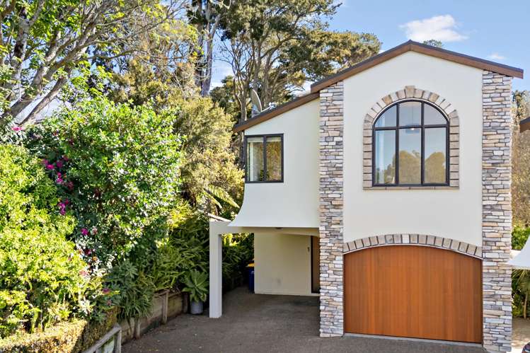 1/12 Herons Way Northcote_22