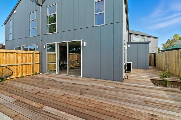 Units 1- 4/89 Jerrold Street North Addington_24