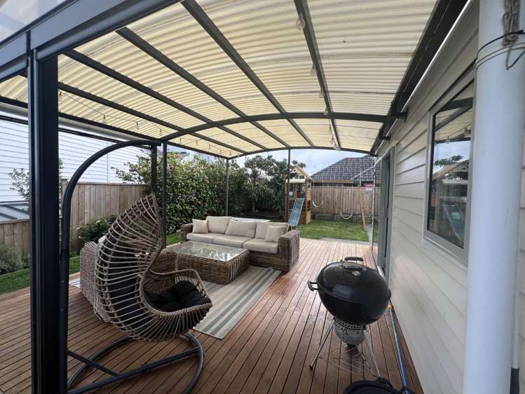 117 Alec Craig Way Gulf Harbour_23