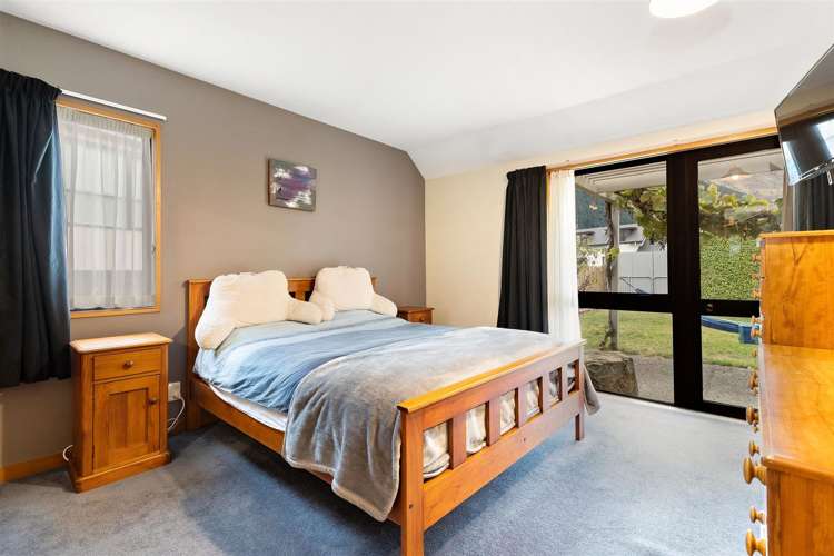 1 Hobart Street Queenstown_10