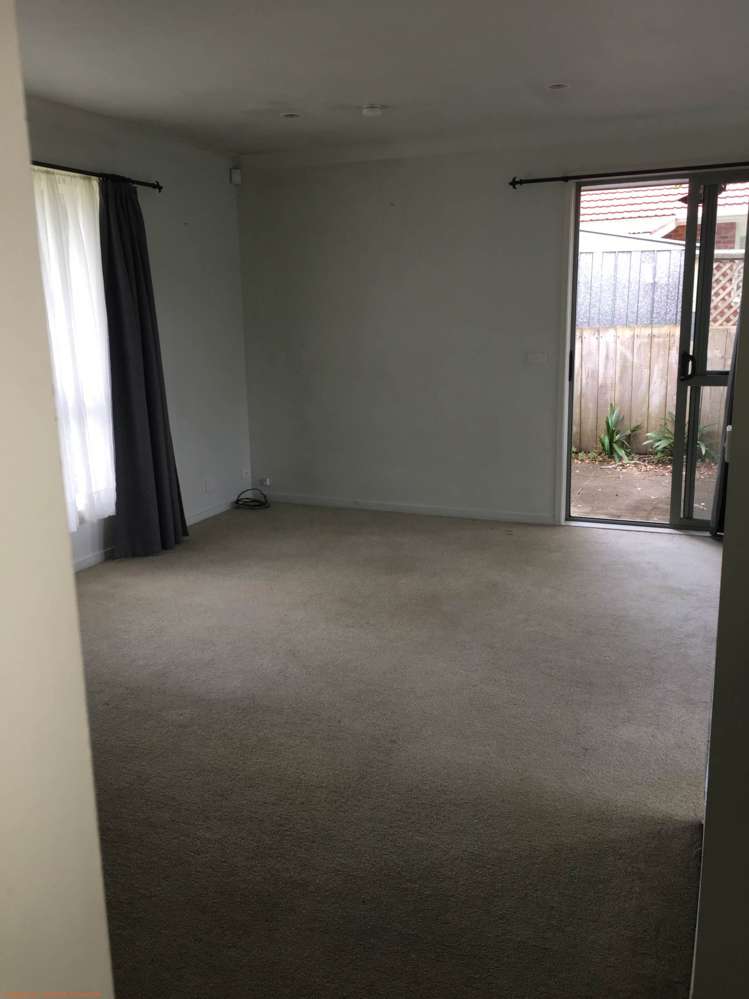 188 Henderson Valley Road Henderson_4