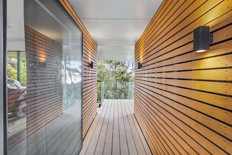 161 Attwood Road Paremoremo_1