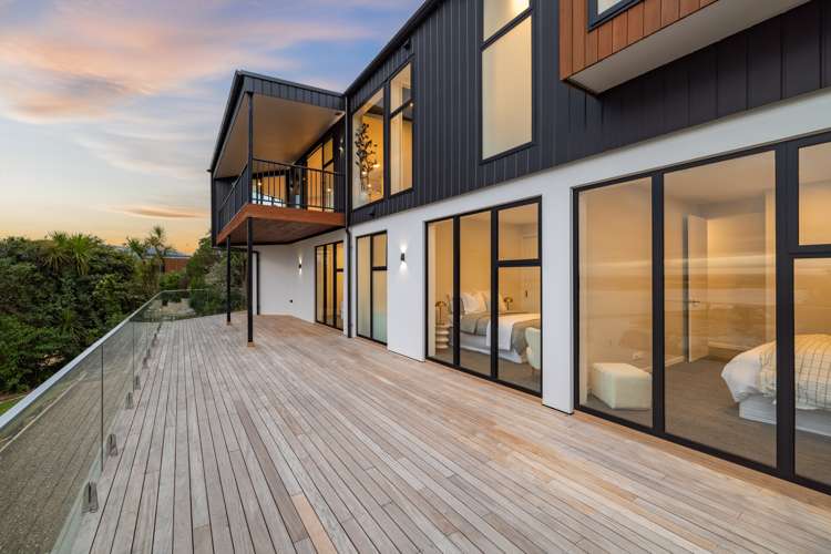 15 Inverness Lane Redcliffs_19