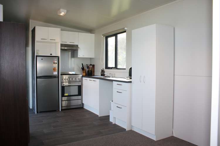 10 Te Toki Way Raglan_6