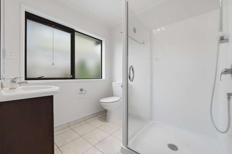 2 Spring Valley Place 10862_4
