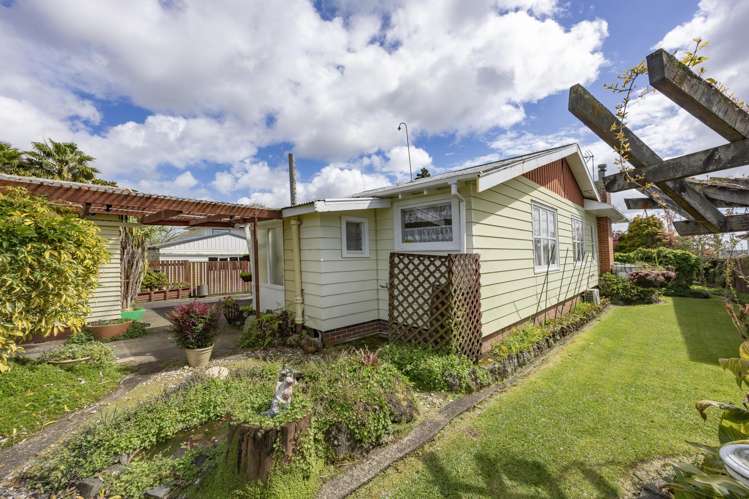 25 Margan Avenue New Lynn_2
