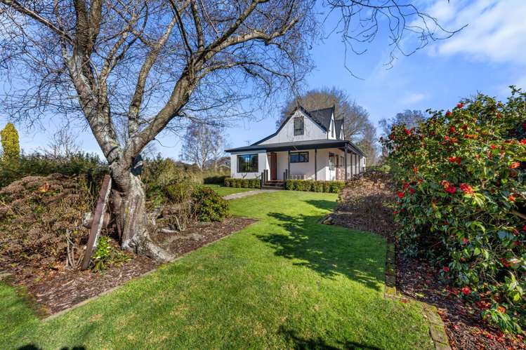 24 Broad Street, Southbridge_0