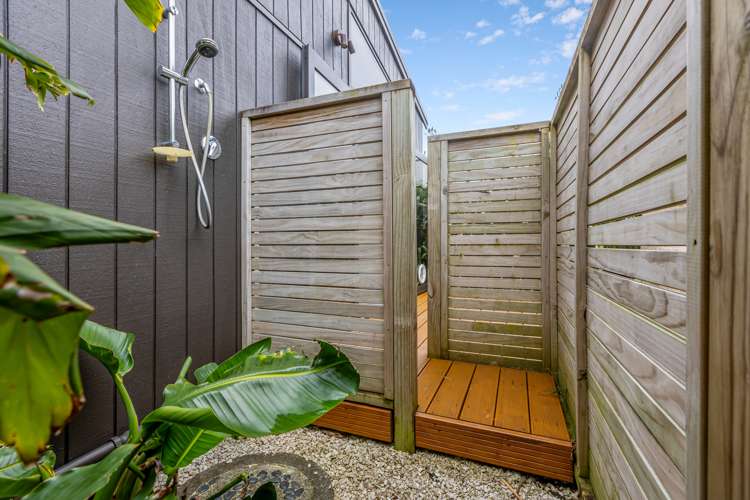 15a Barrett Road Whalers Gate_13