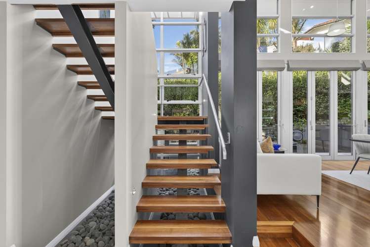 51 Fern Glen Road South St Heliers_19