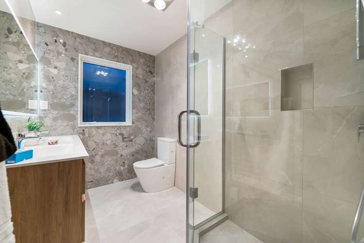 26 Christella Street Flat Bush_16