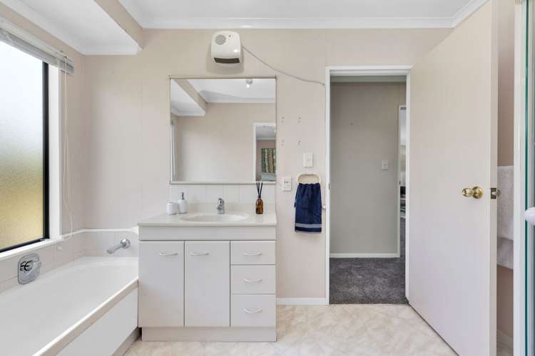 119 Riverton Drive Randwick Park_6