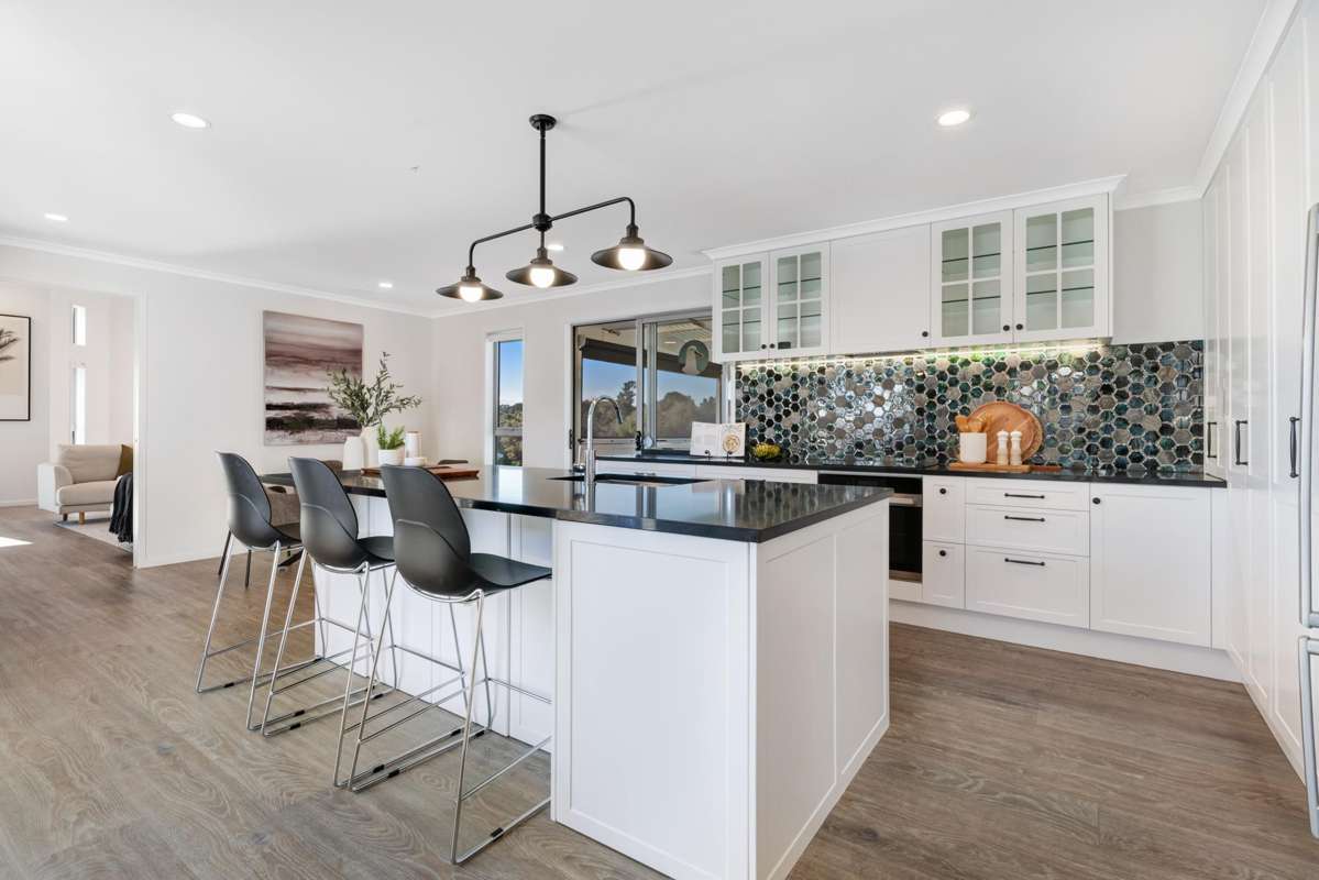1/4 Roberts Road_5