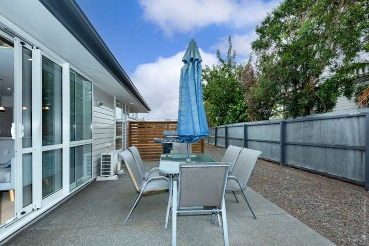 10 Bideford Place Dallington_12