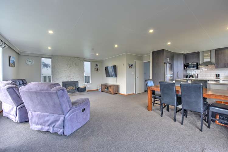 21 Esk Street West Otago Surrounds_3