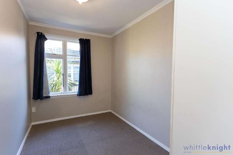 74 Springs Road Hornby_12