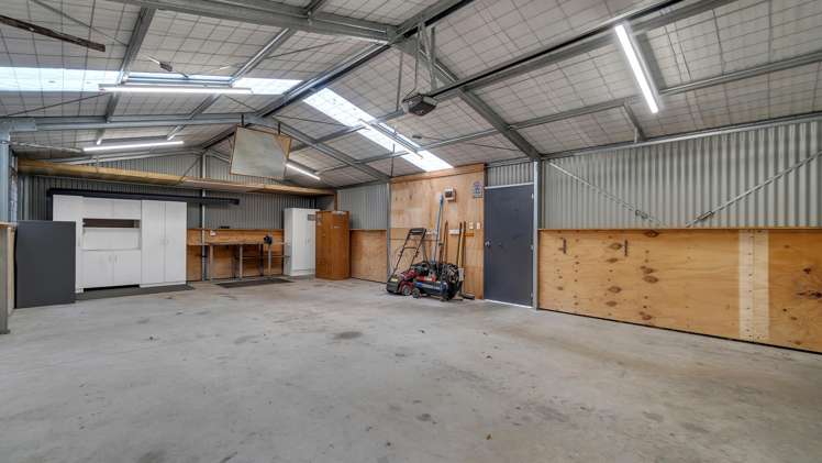21 Holton Road Amberley_14