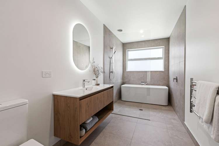 34 Matau Crescent Frimley_22