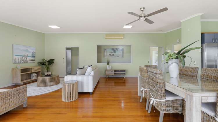 4 Careen Grove Gulf Harbour_12