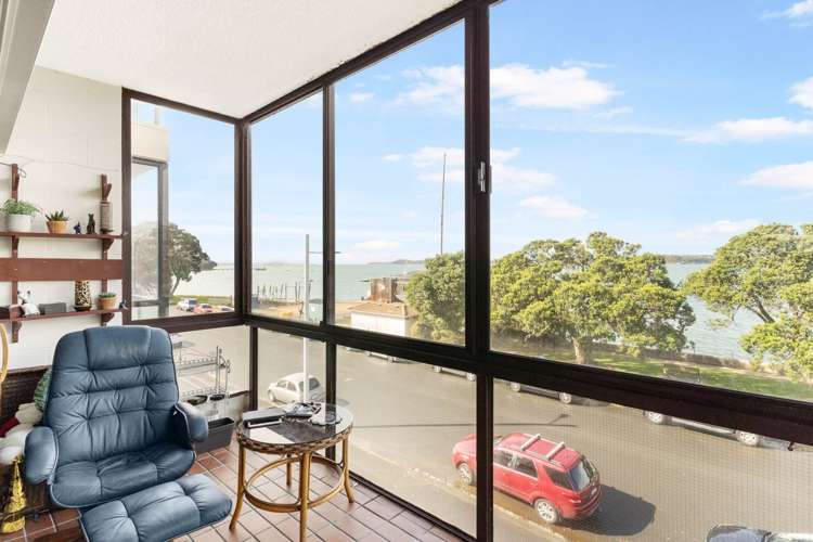 3b/18 King Edward Parade Devonport_4