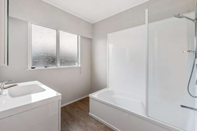 9 Matipo Road Te Atatu Peninsula_14