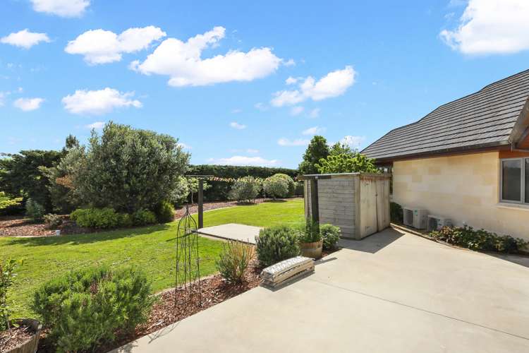 303 River Road Ngatea_21