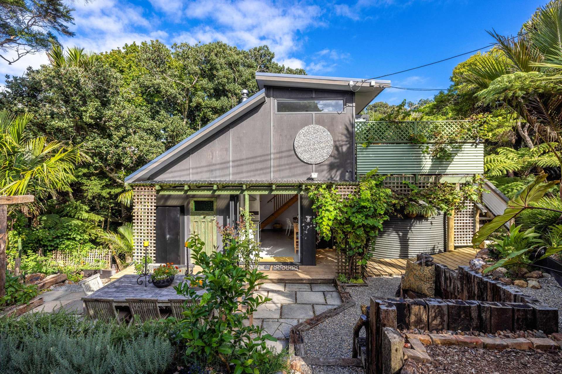 33 Beatty Parade Surfdale_0