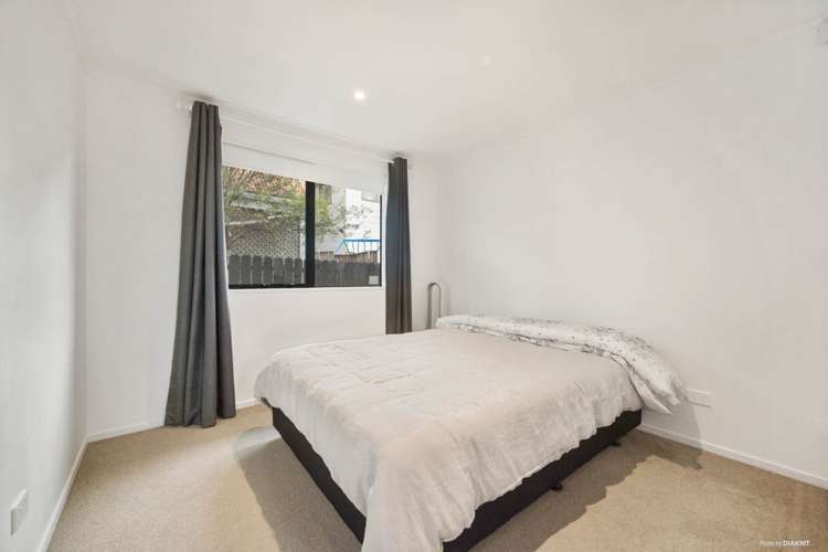 2/17 Heathglen Place Bayview_8