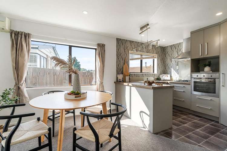 54A Heron Avenue East Matua_2