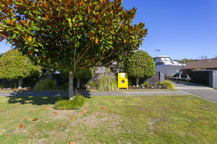 17 Brompton Close Richmond Heights_32