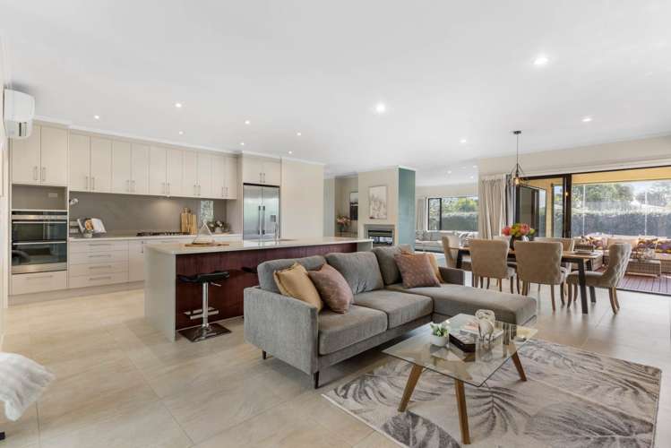 4 Lieshout Way Pukekohe_5