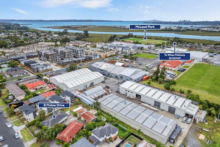 6 Finlow Drive Te Atatu South_22