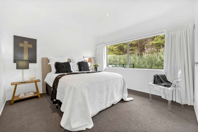 26 Crossland Place Maraetai_12