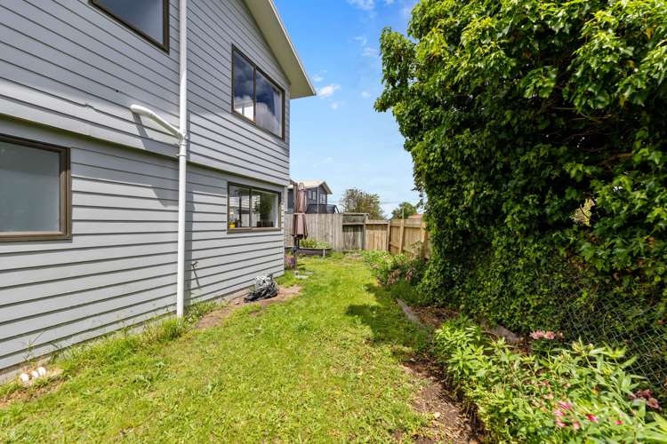 3/150 Spa Road Taupo_13