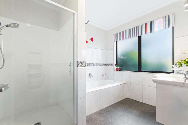 41 Whangaparaoa Road Red Beach_17