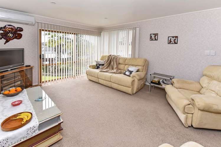 22 Mcquarrie Avenue Wattle Downs_10