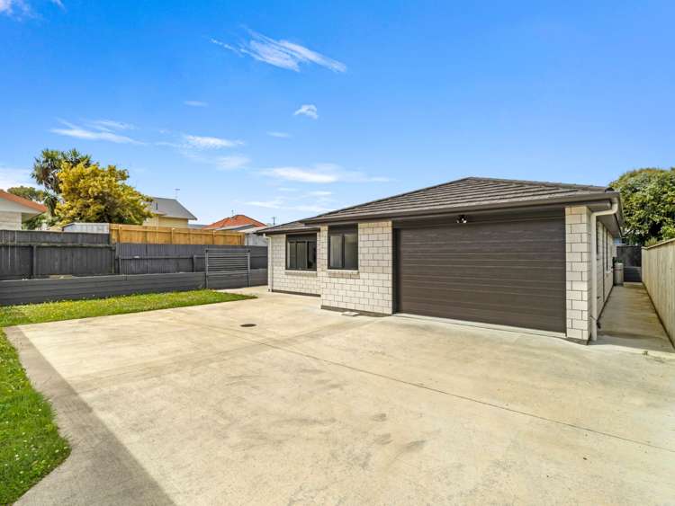 3A Hutchison Crescent Durie Hill_34