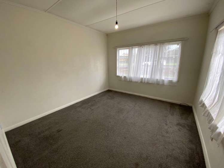 149 Coronation Road Mangere Bridge_3